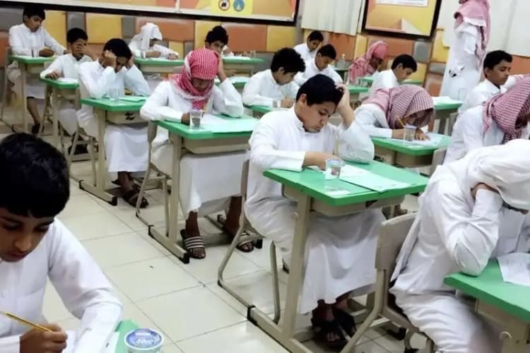 هشدار هواشناسی: تهرانی ها در انتظار طوفان تندری باشند