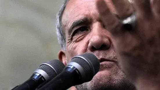 مذاکره‌ می‌کنیم اما از هیچ تهدیدی هم هراس نداریم