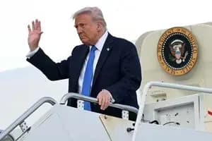 بودجه ایران در برابر قراردادهای طلایی اعراب با ترامپ؛ یک مقایسه پرچالش
