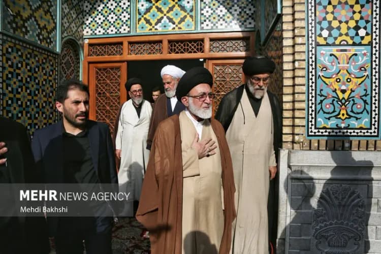 بیش از ۱۰ هزار کردستانی در رویداد کتابخوانی «خط امین» شرکت کردند