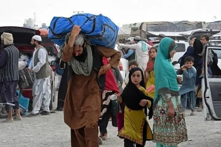 ۱۵ تیر آخرین مهلت خروج قانونی اتباع افغانستانی از کشور