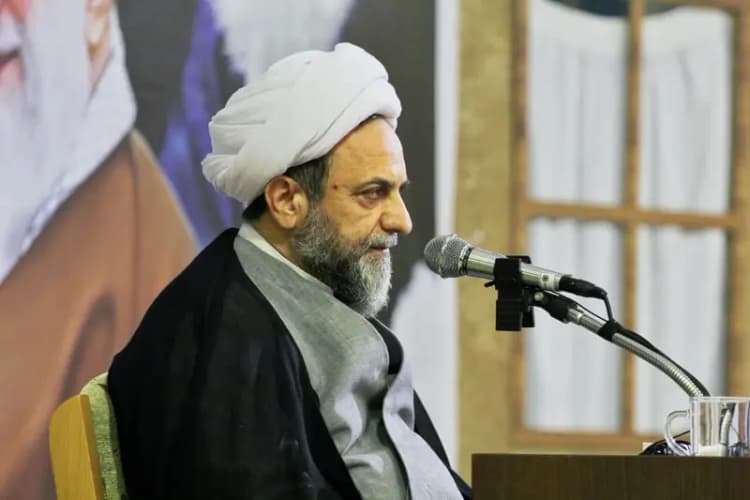 آتش در ارتفاعات پارک ملی بمو زبانه می‌کشد
