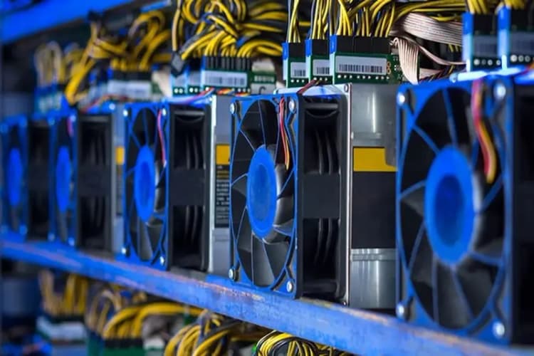 بازار خودرو «کپ» کرد/ آخرین قیمت سمند، شاهین، کوییک، دنا و ساینا + جدول
