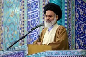 تصاویری از گپ و گفت قالیباف و سیدحسن خمینی در حاشیه یک دیدار/ نمایندگان به مرقد امام رفتند
