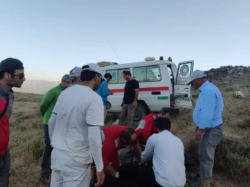 سقوط پاراگلایدر در ارتفاعات کلاته درگاه چناران یک کشته برجا گذاشت
