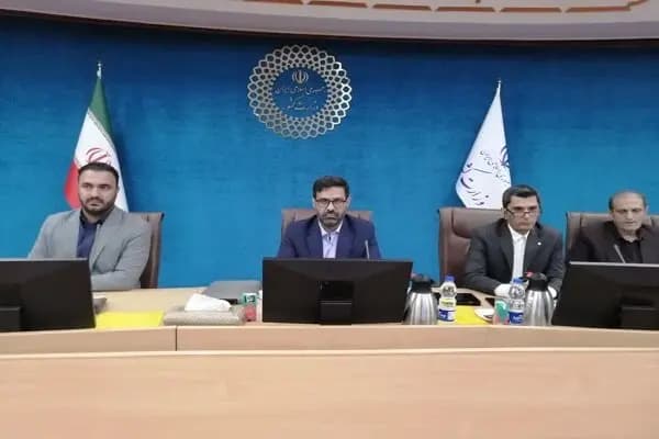 دستگیری سارق موزه شاه نعمت‌الله ولی در شهر کرمان؛ نسخ قرآنی و سکه‌های سرقتی از مخفیگاه متهم کشف شد