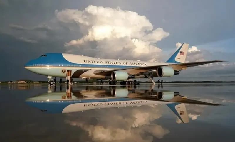 کاخ پرنده ترامپ؟ /هواپیمای ۴۰۰ میلیون دلاری هدیه قطر که AirForce One را زیر سؤال برد!(+عکس)