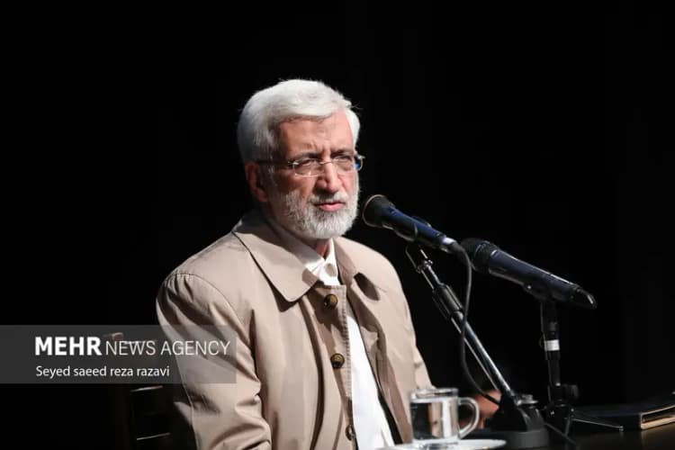 نماینده مجلس: در فاصله وعده صادق ۱ و وعده صادق ۲ عملکرد نظامی ما بهبود داشت/ خواستم دست فرمانده‌ای که شاسی موشک را فشار می‌دهد ببوسم، اجازه نداد