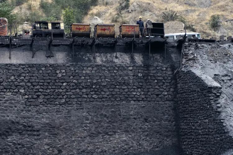 قیمت جهانی نفت امروز ۱۵ خرداد؛ برنت ۶۴ دلار و ۷۱ سنت شد