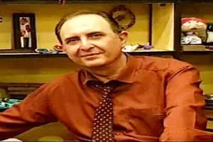 عکسی از پارسا پیروزفر در کنسرت خواننده مشهور