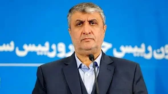 اهتزاز پرچم آمریکا پس از ۱۳ سال در دمشق +تصاویر
