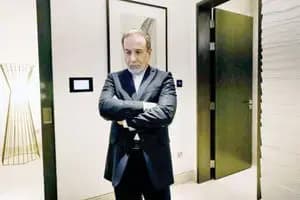 پاسخ تند و توییتر عراقچی به مقامات فرانسوی